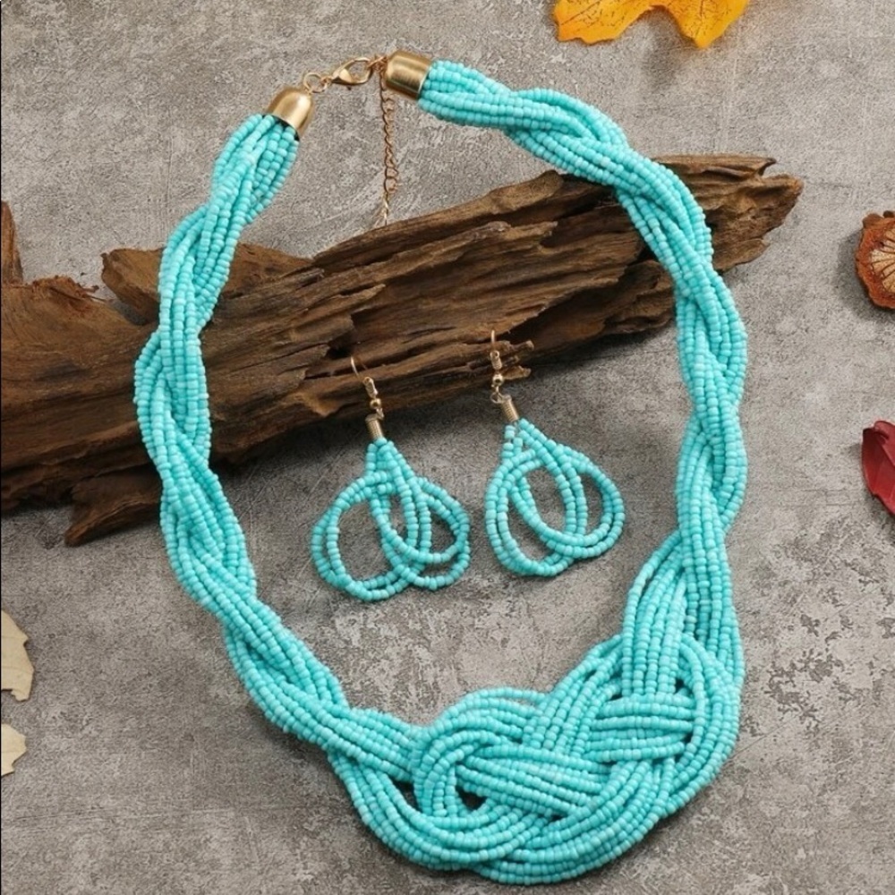 Beaded Necklace and Earrings Set - Picture 2 of 4
